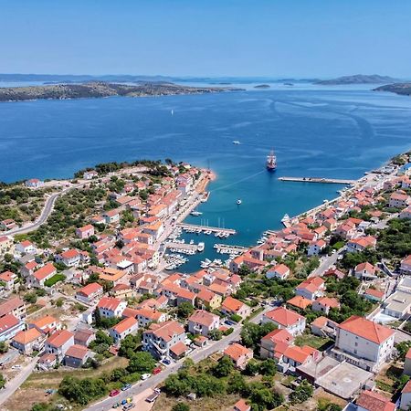 Apartments By The Sea Sali, Dugi Otok - 8121 エクステリア 写真